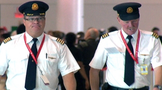 Пилоты Air Canada не собираются бастовать: можно смело бронировать билеты