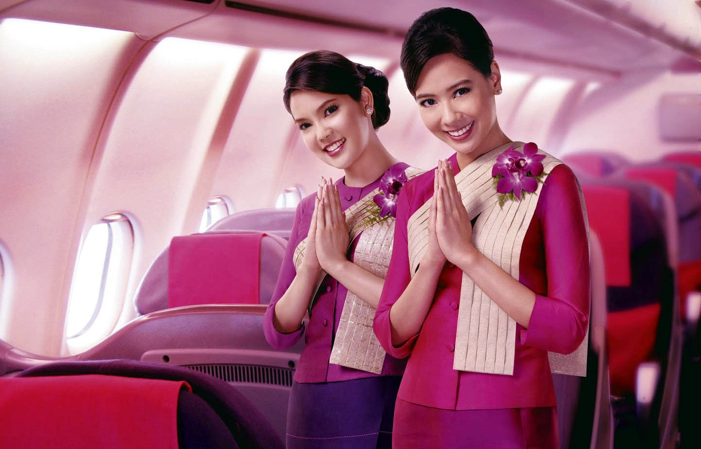 Thai Airways стюардессы