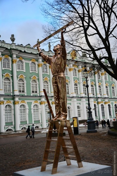 Альбом отзыва "Предновогодний Питер глазами москвича"