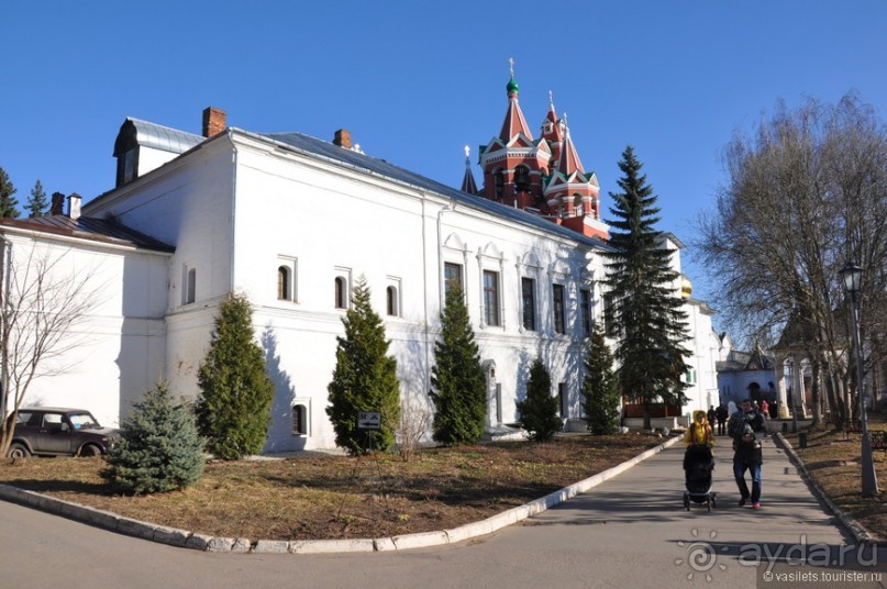 Альбом отзыва "Звенигород — симпатичное заМКАДье."