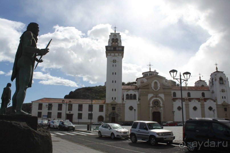 Альбом отзыва "BASÍLICA NUESTRA SEÑORA DE CANDELARIA"