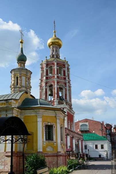 Альбом отзыва "Высоко-Петровский ставропигиальный мужской монастырь"