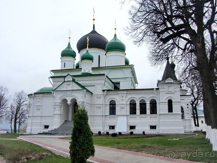 Альбом отзыва "Прогулки за лесами - Переславль-Залесский"