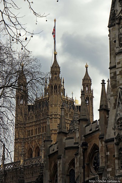 Альбом отзыва "Парламентская площадь (Parliament Square) в Вестминстере"