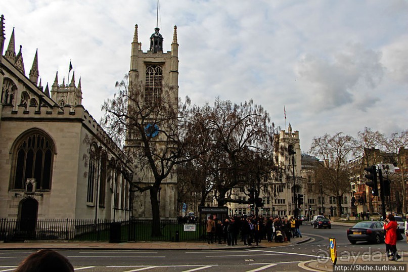 Альбом отзыва "Парламентская площадь (Parliament Square) в Вестминстере"