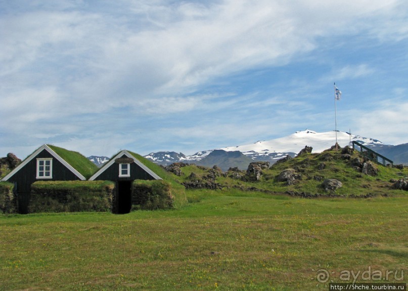 Альбом отзыва "Olafsvik - самый крупный "город" Запада, порт, окрестности"