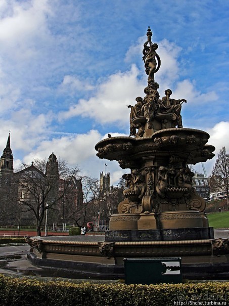 Альбом отзыва "Ross Fountain — роскошный фонтан в роскошном Эдинбурге"