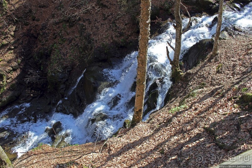 Альбом отзыва "Водопад "Шипіт" — возможно, самый красивый водопад Украины"