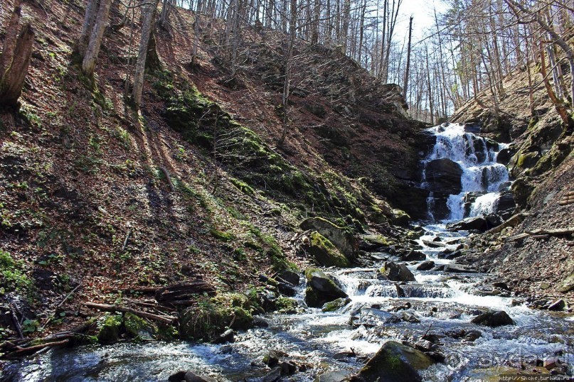 Альбом отзыва "Водопад "Шипіт" — возможно, самый красивый водопад Украины"