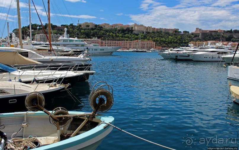 Альбом отзыва "Port Hercule — морские ворота для "богатеньких Буратин""