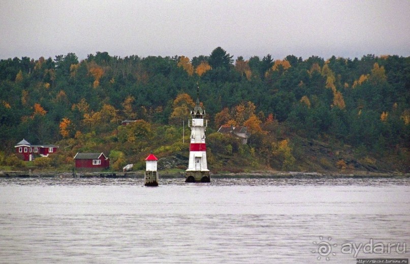 Альбом отзыва "Променад вдоль берегов бухты Pipervika, элитный Aker Brygge"