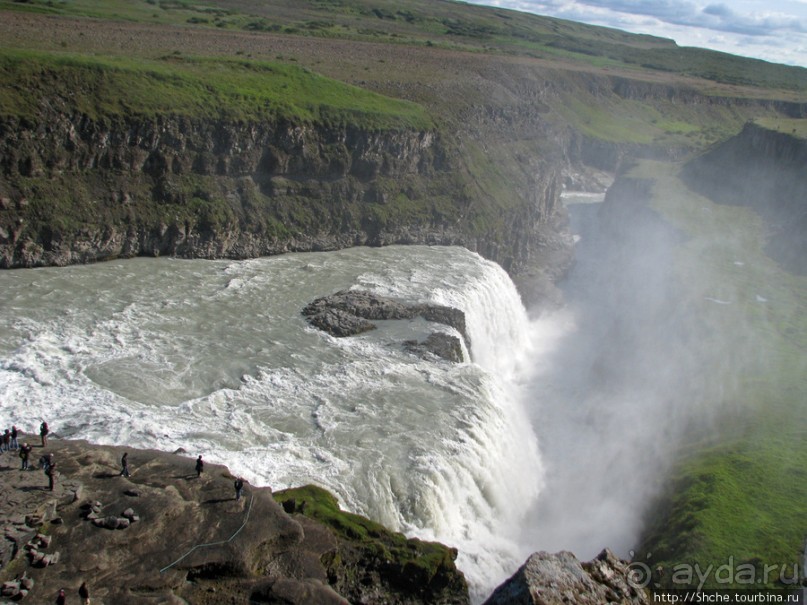 Альбом отзыва ""Золотой" водопад Gullfoss — третий пункт "Золотого Кольца""