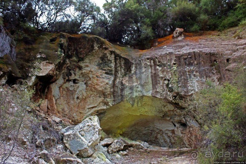 Альбом отзыва ""Священные воды" Wai O Tapu"