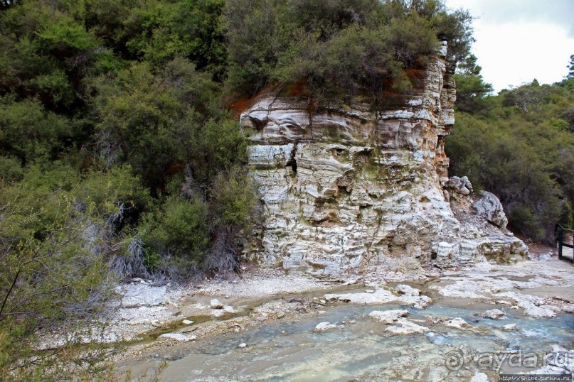 Альбом отзыва ""Священные воды" Wai O Tapu"