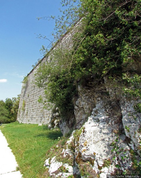 Альбом отзыва "Поднимемся на цитадель (La Citadelle) Безансона"