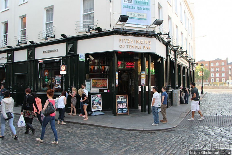 Альбом отзыва "Эстетика ирландского общепита. Район "Temple bar""