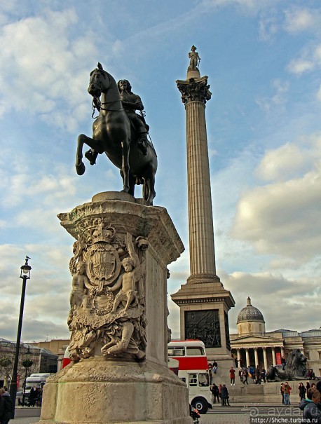 Альбом отзыва "Charing Cross — официальный центр Лондона"