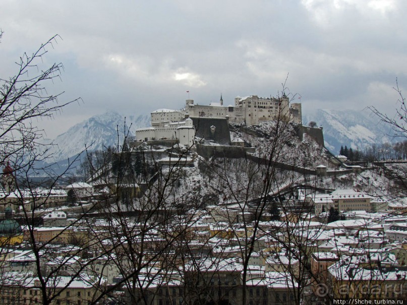 Альбом отзыва "Крепость Хоэнзальцбург (Hohensalzburg). Тысяча и один ракурс"