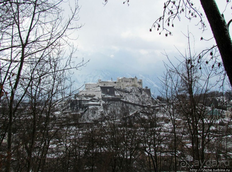 Альбом отзыва "Крепость Хоэнзальцбург (Hohensalzburg). Тысяча и один ракурс"