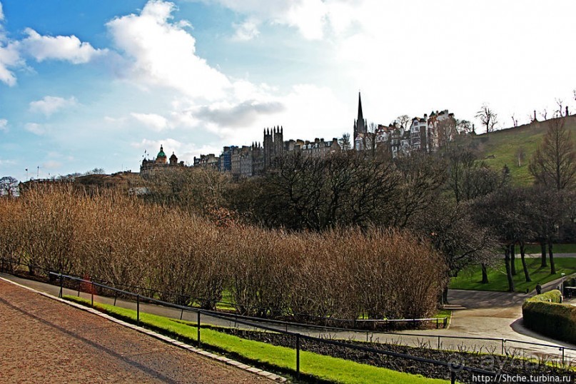 Альбом отзыва "West Princes Street Gardens — центральный парк Эдинбурга"