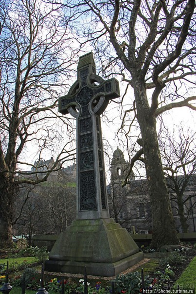 Альбом отзыва "West Princes Street Gardens — центральный парк Эдинбурга"