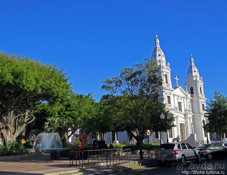 Альбом отзыва "Plaza Las Delicias — две площади и муниципальный парк. 3 в 1"