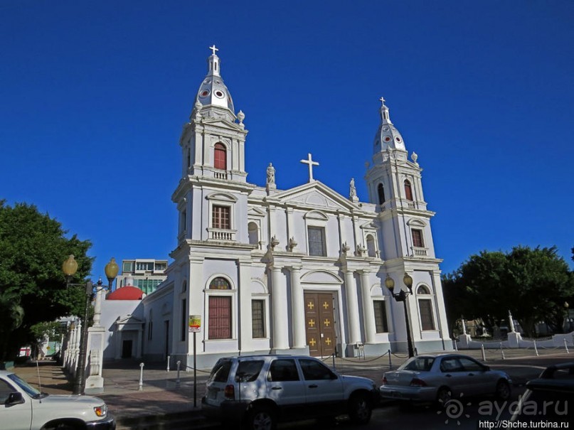 Альбом отзыва "Plaza Las Delicias — две площади и муниципальный парк. 3 в 1"