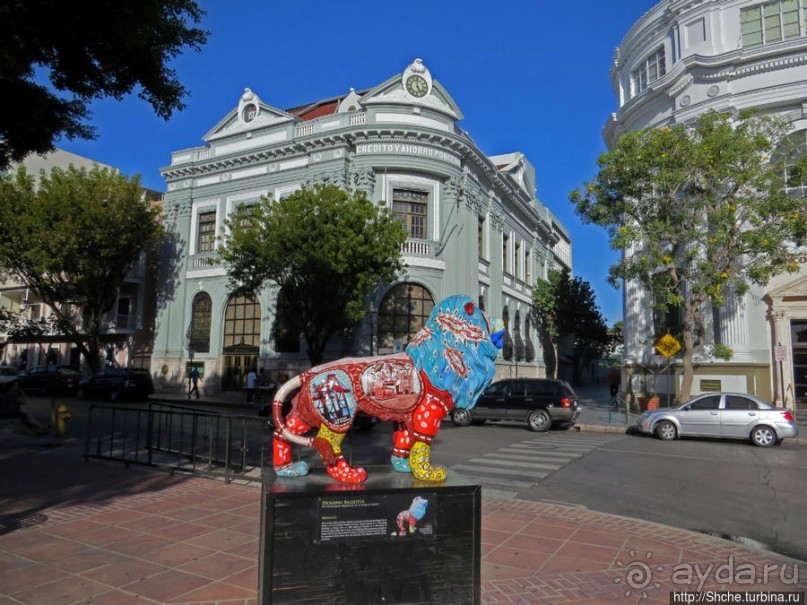 Альбом отзыва "Plaza Las Delicias — две площади и муниципальный парк. 3 в 1"