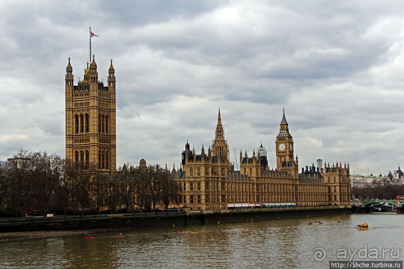 Альбом отзыва "Дворец Парламента Великобритании и знаметитый Биг Бен"