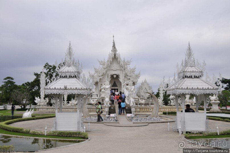 Альбом отзыва "Белый храм Wat Rong Khun"