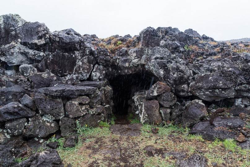 Альбом отзыва "Остров Пасхи - Easter Island (2/3)"