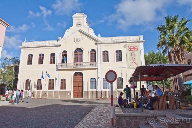 Альбом отзыва "Остров São Vicente, город Mindelo, Cape Verde (2/4)"