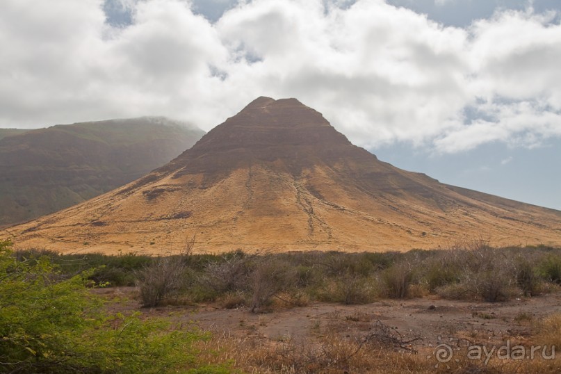 Альбом отзыва "Остров São Vicente, город Mindelo, Cape Verde (2/4)"