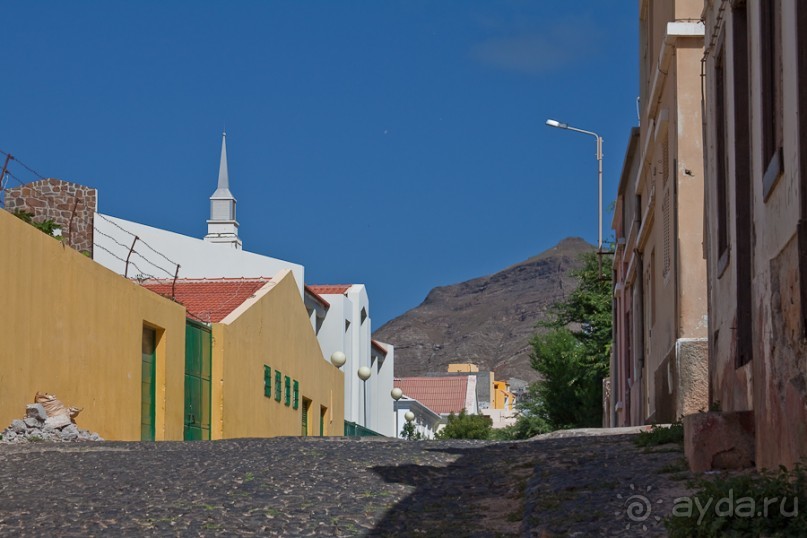 Альбом отзыва "Остров São Vicente, город Mindelo, Cape Verde (2/4)"