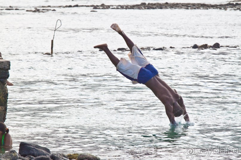 Альбом отзыва "Остров São Vicente, город Mindelo, Cape Verde (2/4)"