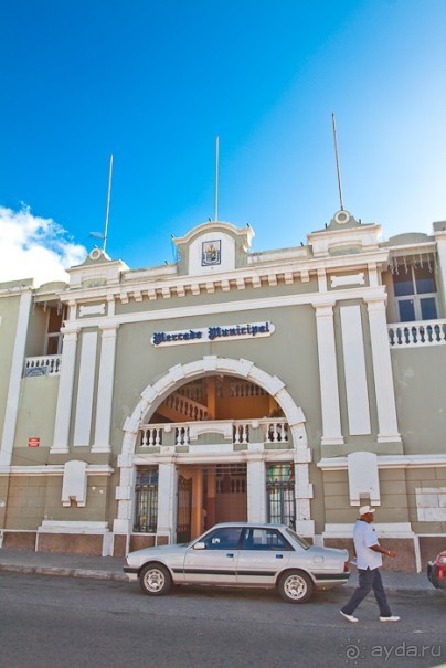 Альбом отзыва "Остров São Vicente, город Mindelo, Cape Verde (2/4)"