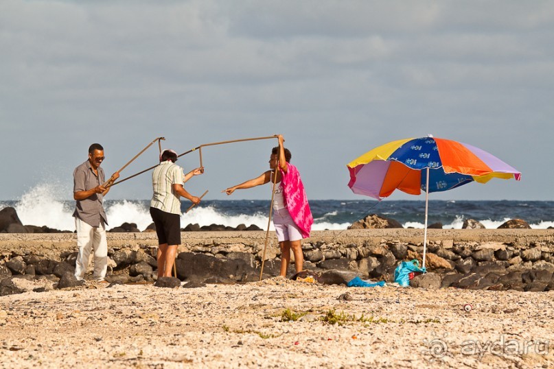 Альбом отзыва "Остров São Vicente, город Mindelo, Cape Verde (2/4)"