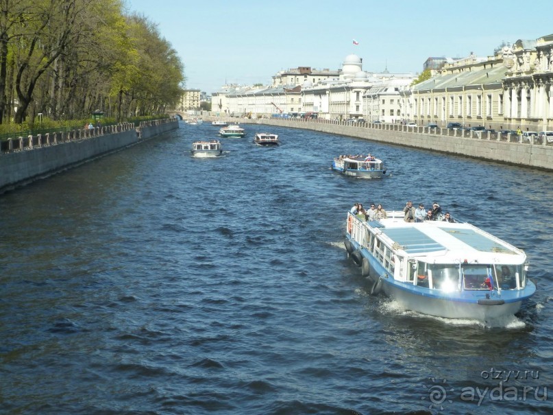 Альбом отзыва "Как летом  осмотреть Петербург с земли, воды и воздуха. Советы самостоятельным туристам."