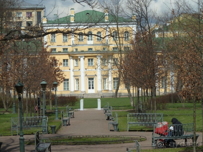 Альбом отзыва "Непафосные дворцы Санкт-Петербурга. Часть вторая. Усадьба Г.Р.Державина."