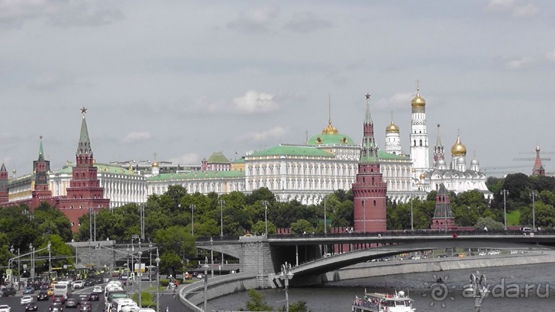 Альбом отзыва "Москва-всё в этом слове! Часть I - Арбат, Бородинская панорама, Храм Спасителя, Кремль и Кр.площадь"