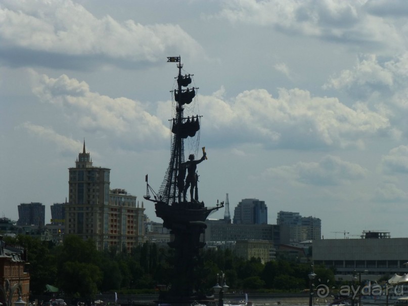 Альбом отзыва "Москва-всё в этом слове! Часть I - Арбат, Бородинская панорама, Храм Спасителя, Кремль и Кр.площадь"