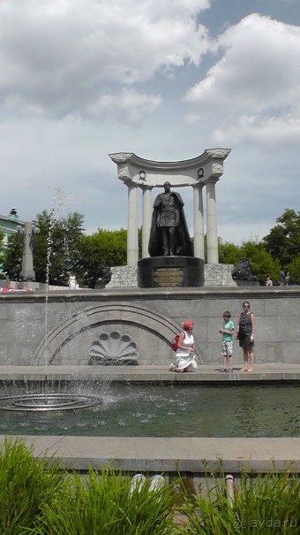 Альбом отзыва "Москва-всё в этом слове! Часть I - Арбат, Бородинская панорама, Храм Спасителя, Кремль и Кр.площадь"