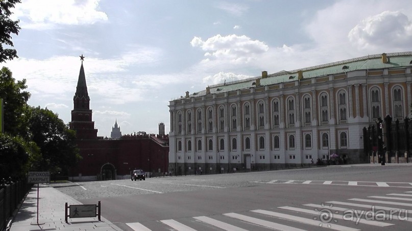 Альбом отзыва "Москва-всё в этом слове! Часть I - Арбат, Бородинская панорама, Храм Спасителя, Кремль и Кр.площадь"