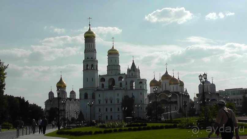 Альбом отзыва "Москва-всё в этом слове! Часть I - Арбат, Бородинская панорама, Храм Спасителя, Кремль и Кр.площадь"