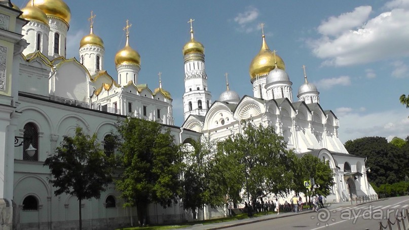 Альбом отзыва "Москва-всё в этом слове! Часть I - Арбат, Бородинская панорама, Храм Спасителя, Кремль и Кр.площадь"