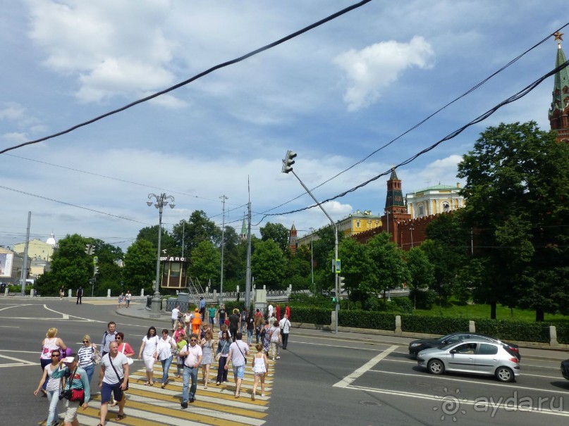 Альбом отзыва "Москва-всё в этом слове! Часть I - Арбат, Бородинская панорама, Храм Спасителя, Кремль и Кр.площадь"