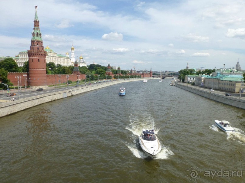 Альбом отзыва "Москва-всё в этом слове! Часть I - Арбат, Бородинская панорама, Храм Спасителя, Кремль и Кр.площадь"