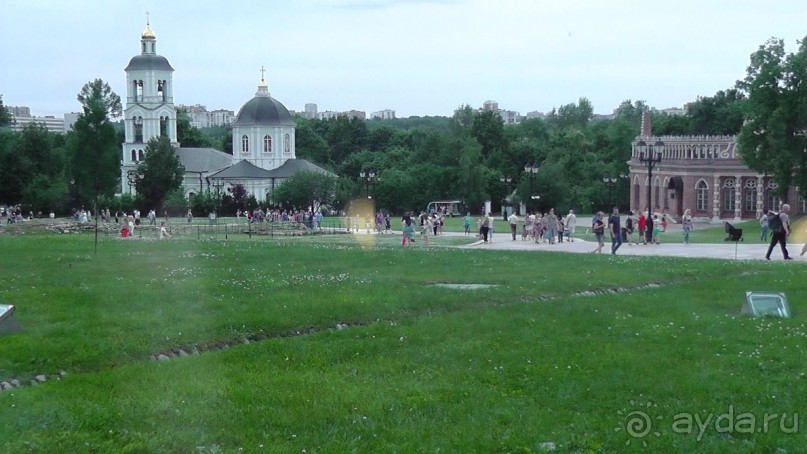 Альбом отзыва "Москва-всё в этом слове! Часть II -Царицыно, Москва-сити, Новодевичий, Высоко-Петровский монастырь "