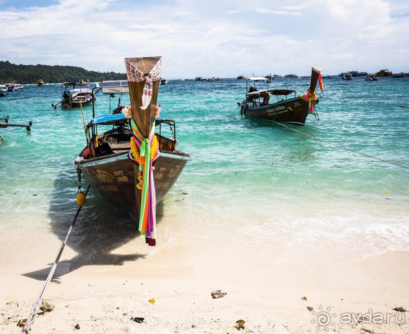 Альбом отзыва "PHUKET PATONG. PHI PHI ISLANDS - ЛОДКИ"