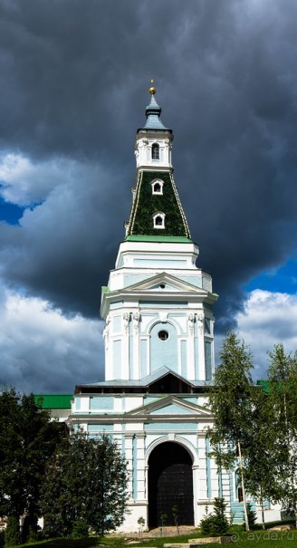 Альбом отзыва "КОЛОМНА И СЕРГИЕВ ПОСАД ПОД МОСКВОЙ"